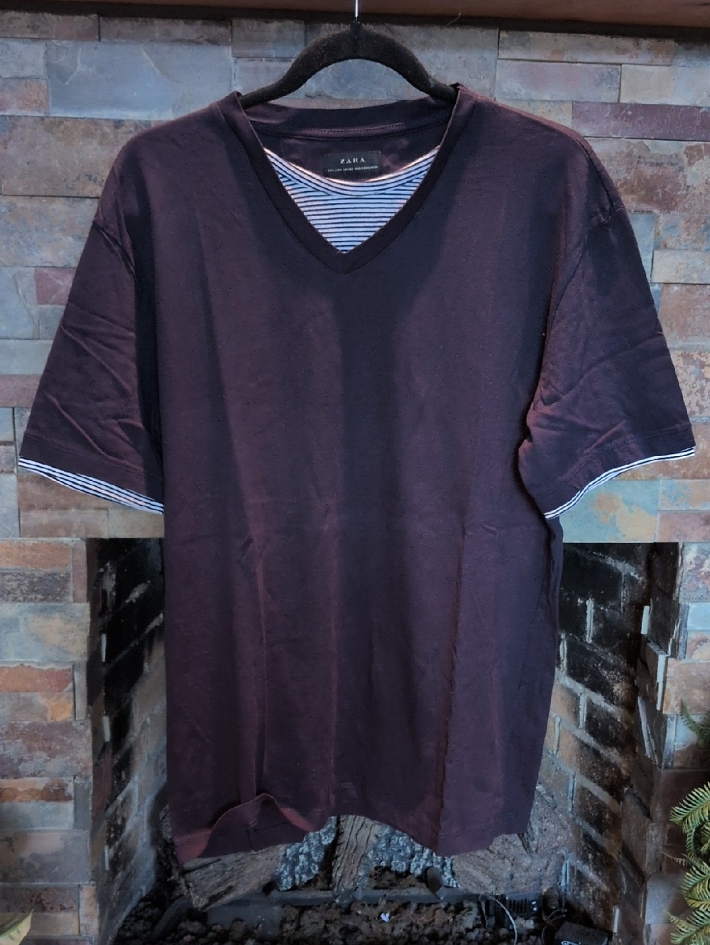 Zara Men's V-Neck Short Sleeve Tee in Dark Navy with Stripe Trim